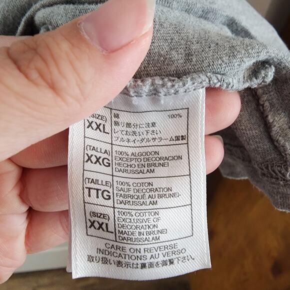 Disneyland Tee XXL Grumpy Embroidered T-Shirt Gray Seven Dwarves Snow White 2XL - Picture 8 of 9